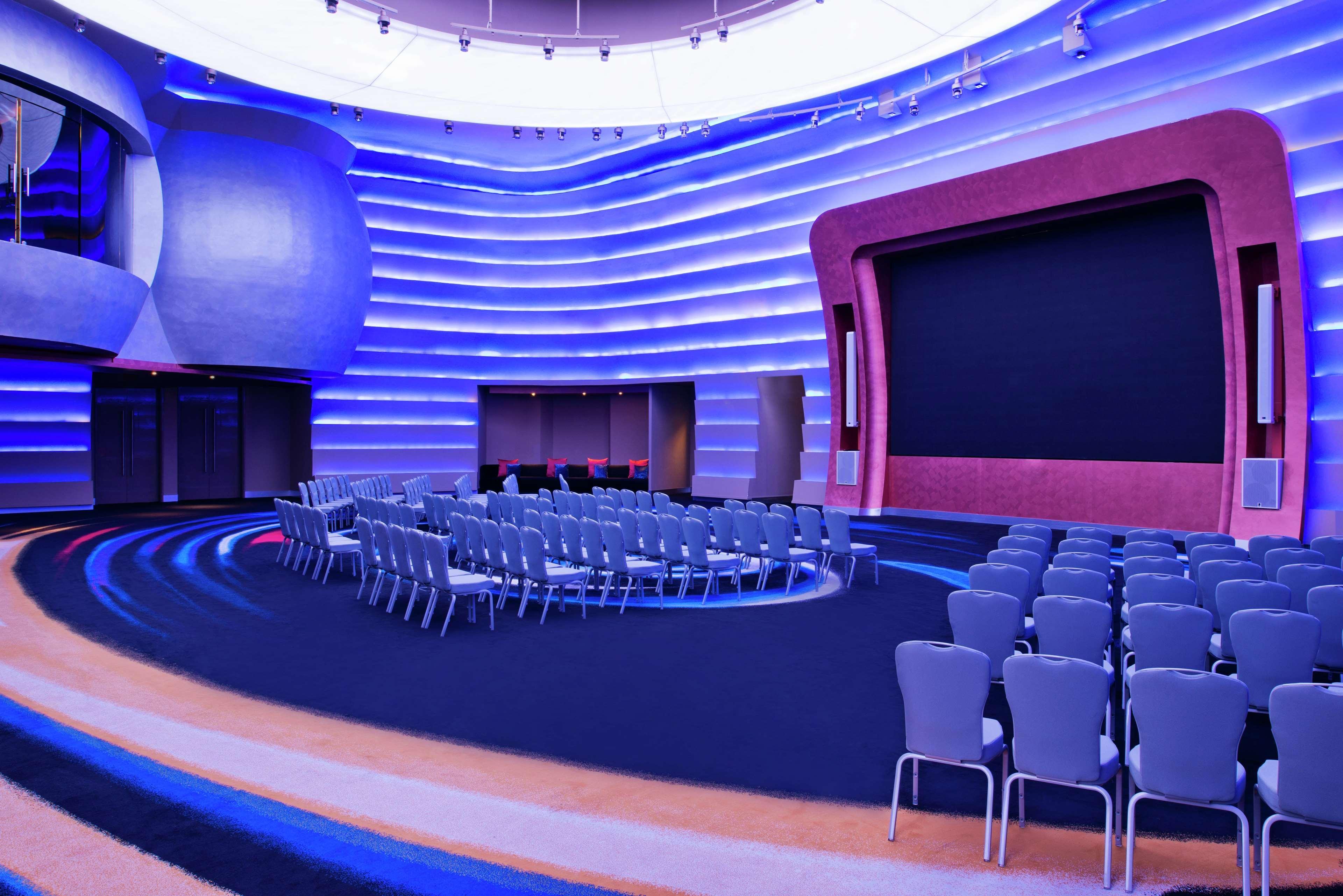 V Hotel Dubai, Curio Collection By Hilton Eksteriør bilde The main auditorium