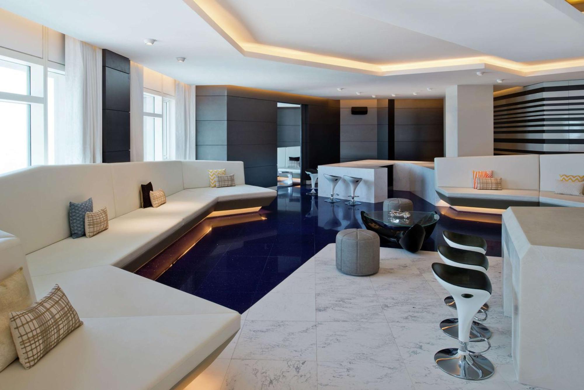 V Hotel Dubai, Curio Collection By Hilton Eksteriør bilde The interior of a suite at the Mandarin Oriental, Munich